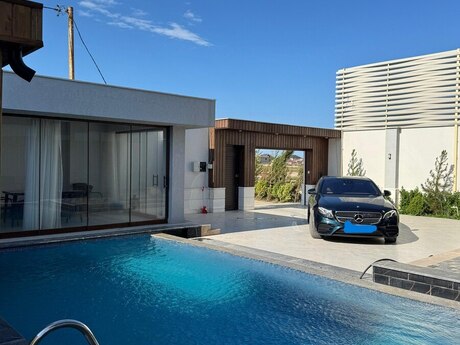 3 otaqlı həyət evi/bağ evi - Buzovna q. - 150 m²