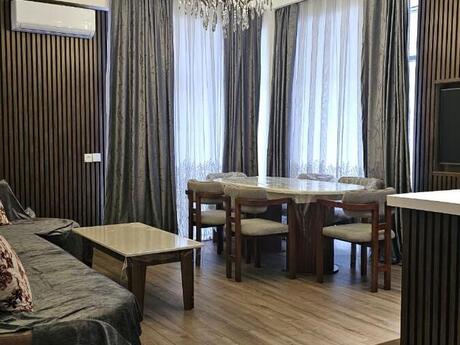 3 otaqlı yeni tikili - 28 May m. - 125 m²
