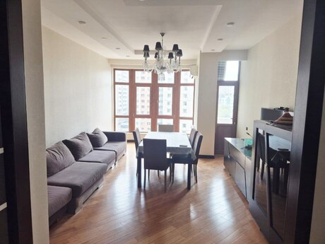 3 otaqlı yeni tikili - Şah İsmayıl Xətai m. - 120 m²