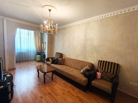 2 otaqlı köhnə tikili - Gənclik m. - 50 m²