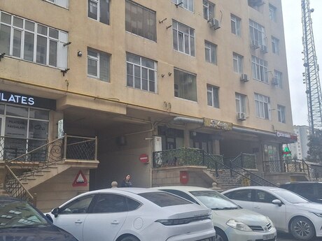 Obyekt - Memar Əcəmi m. - 275 m²
