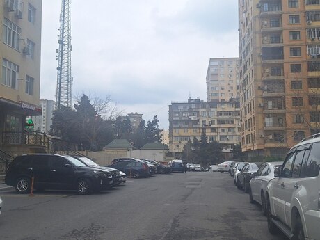 Obyekt - Memar Əcəmi m. - 275 m²