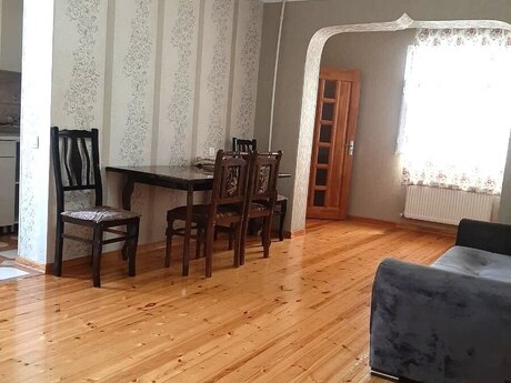 2 otaqlı köhnə tikili - Bakıxanov q. - 40 m²
