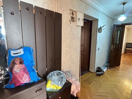 4 otaqlı köhnə tikili - Elmlər Akademiyası m. - 100 m²
