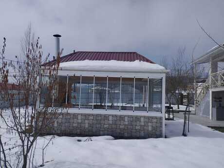 4 otaqlı həyət evi/bağ evi - Şamaxı - 160 m²