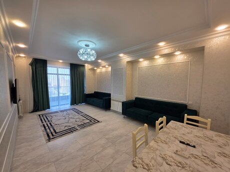 3 otaqlı yeni tikili - 8 Noyabr m. - 148 m²