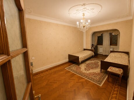 3-комн. вторичка - м. Азадлыг проспекти - 100 м²