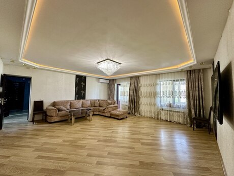 3 otaqlı köhnə tikili - Neftçilər m. - 80 m²