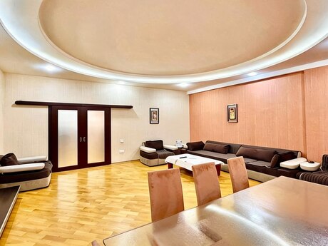 3 otaqlı yeni tikili - Nəsimi r. - 150 m²