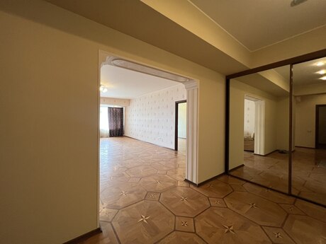 3 otaqlı mənzil, 150 m², Elmlər Akademiyası: 400 000 ₼ 4