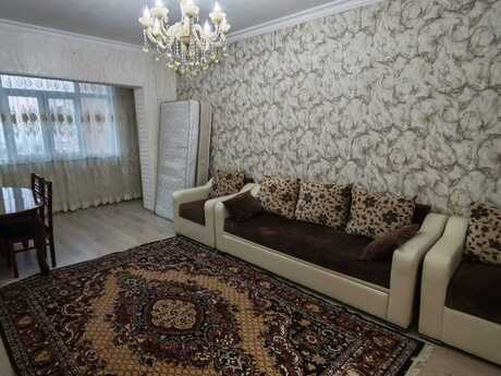 3 otaqlı köhnə tikili - Yeni Günəşli q. - 70 m²