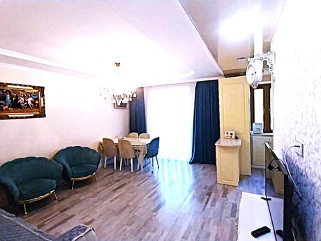 3 otaqlı köhnə tikili - Elmlər Akademiyası m. - 85 m²