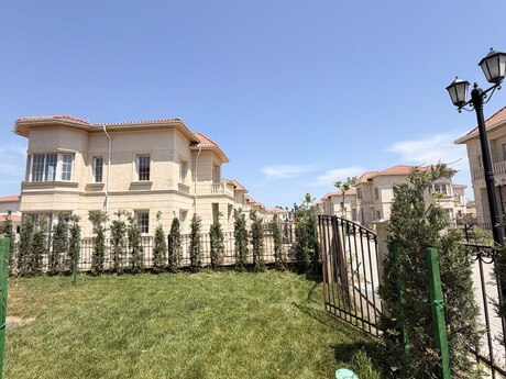 5 otaqlı həyət evi/bağ evi - Sea Breeze q. - 170 m²