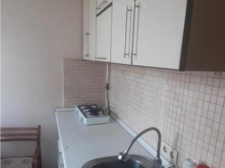 1 otaqlı köhnə tikili - Nizami m. - 40 m²
