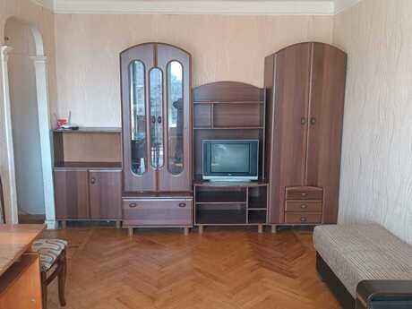 1 otaqlı köhnə tikili - Nizami m. - 40 m²
