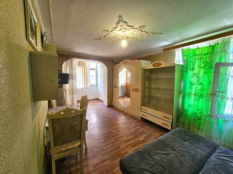 1 otaqlı köhnə tikili - Nəriman Nərimanov m. - 35 m²