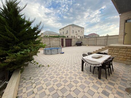 6 otaqlı həyət evi/bağ evi - Biləcəri q. - 270 m²
