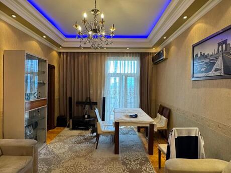 2 otaqlı köhnə tikili - İçəri Şəhər m. - 60 m²