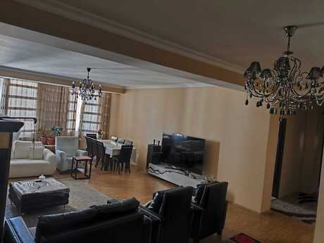 4 otaqlı yeni tikili - 28 May m. - 156 m²