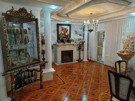 5 otaqlı köhnə tikili - Azadlıq Prospekti m. - 140 m²