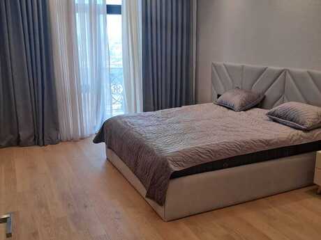 Kirayə 3 otaqlı mənzil, 150 m², Ağ şəhər: 2 500 ₼/ay 5