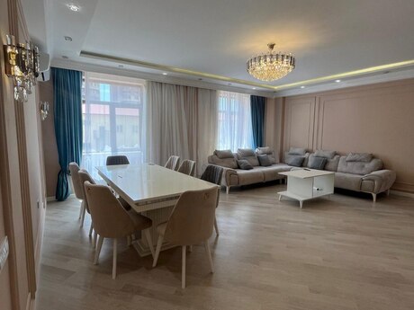4 otaqlı yeni tikili - Nizami m. - 210 m²