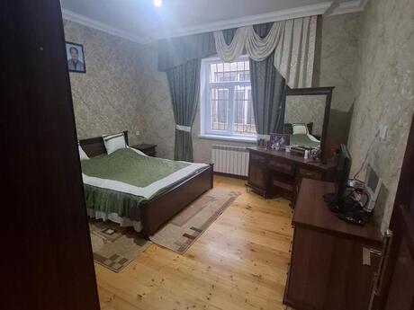 4 otaqlı həyət evi/bağ evi - Zabrat q. - 100 m²