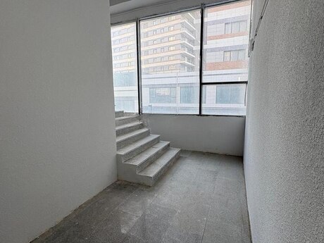 Obyekt - Ağ şəhər q. - 1120 m²