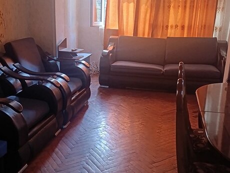3 otaqlı köhnə tikili - Memar Əcəmi m. - 80 m²