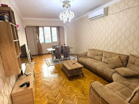 3 otaqlı köhnə tikili - Gənclik m. - 70 m²