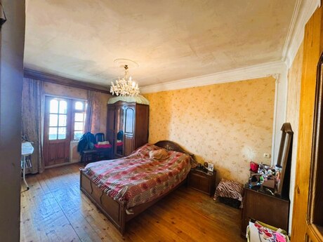 3 otaqlı köhnə tikili - Gənclik m. - 90 m²
