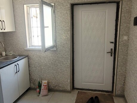 2 otaqlı həyət evi/bağ evi - Elmlər Akademiyası m. - 50 m²