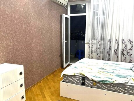 2 otaqlı yeni tikili - Əhmədli m. - 80 m²