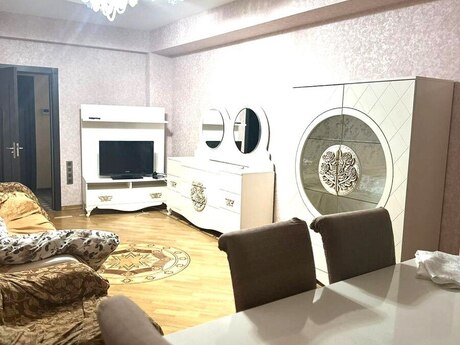 2 otaqlı yeni tikili - Əhmədli m. - 80 m²