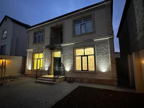 4 otaqlı həyət evi/bağ evi - Suraxanı r. - 175 m²