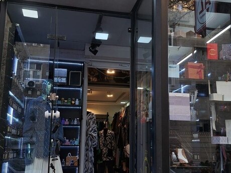 Obyekt - Elmlər Akademiyası m. - 120 m²