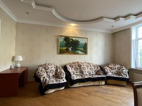 2 otaqlı köhnə tikili - İçəri Şəhər m. - 60 m²