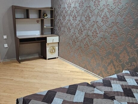 3 otaqlı yeni tikili - 8 Noyabr m. - 115 m²