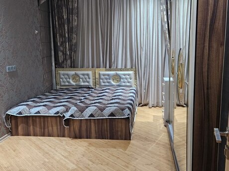 3 otaqlı yeni tikili - 8 Noyabr m. - 115 m²