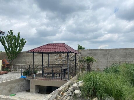 3 otaqlı həyət evi/bağ evi - Qusar - 120 m²