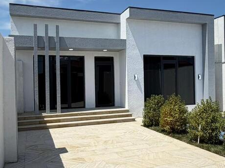 4 otaqlı həyət evi/bağ evi - Mərdəkan q. - 140 m²