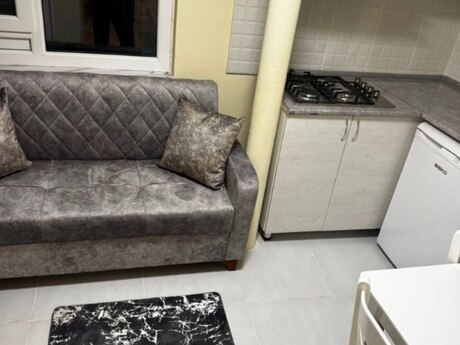 2 otaqlı köhnə tikili - Sahil m. - 30 m²