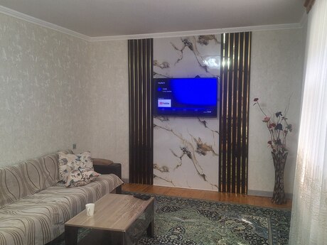 6 otaqlı həyət evi/bağ evi - Ramana q. - 240 m²