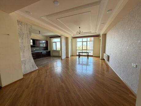 3 otaqlı yeni tikili - İnşaatçılar m. - 135 m²
