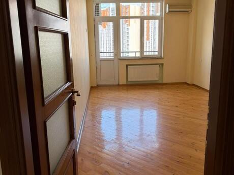3 otaqlı yeni tikili - İnşaatçılar m. - 135 m²