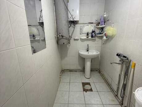 2 otaqlı köhnə tikili - Köhnə Günəşli q. - 62 m²