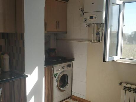 2 otaqlı köhnə tikili - Zabrat q. - 45 m²