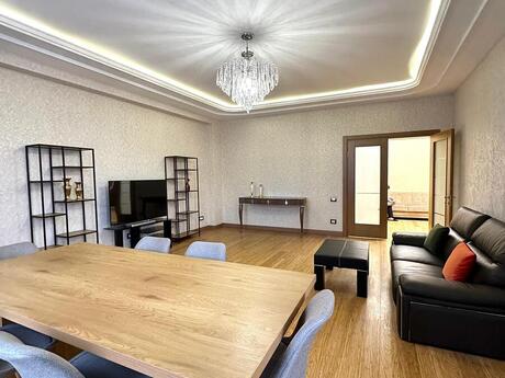 4 otaqlı yeni tikili - Nizami m. - 185 m²