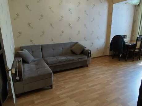 2 otaqlı köhnə tikili - Gənclik m. - 45 m²
