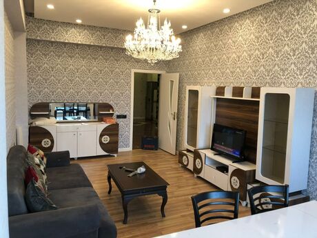 3 otaqlı yeni tikili - Elmlər Akademiyası m. - 125 m²